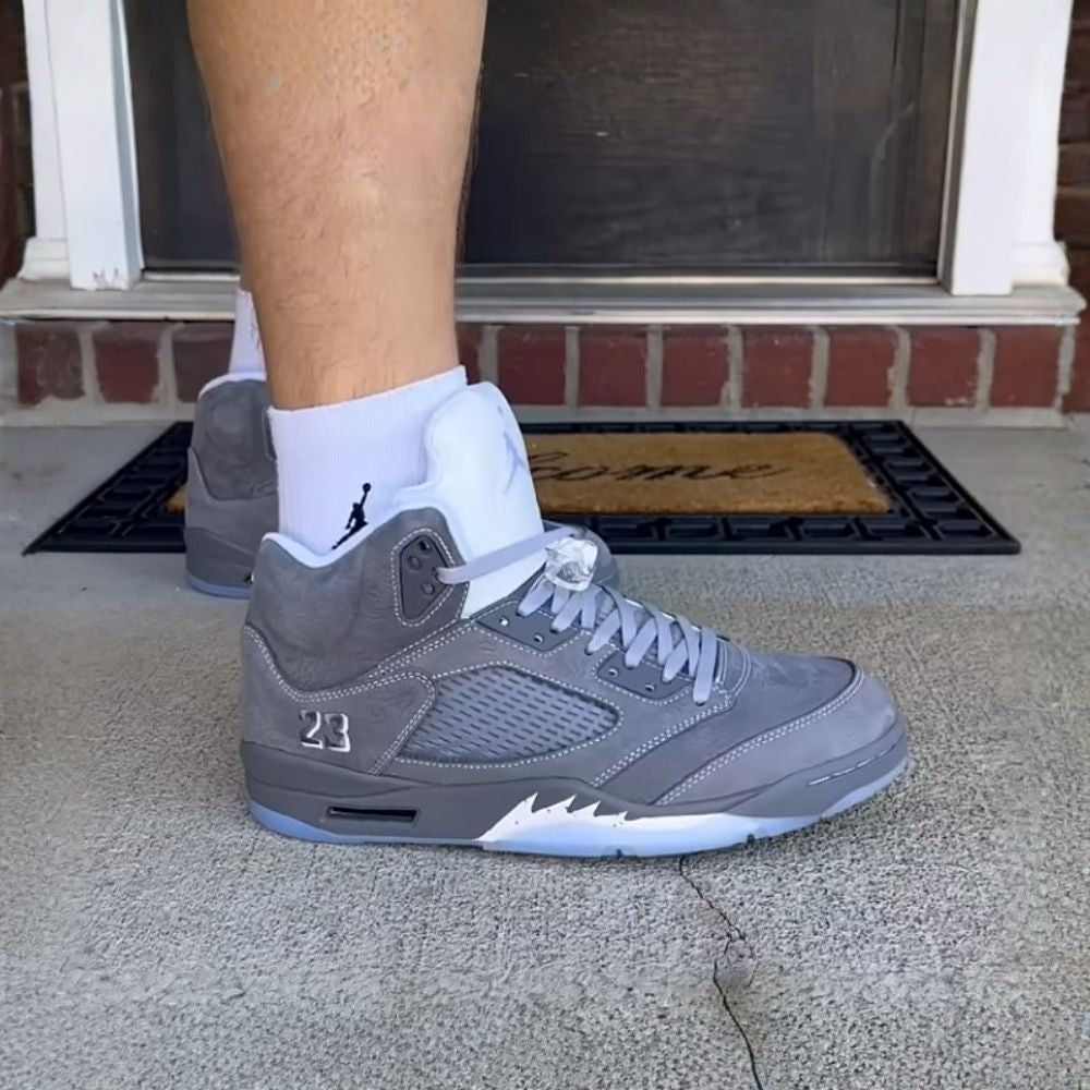 Air Jordan 5 Retro Wolf Grey image 6